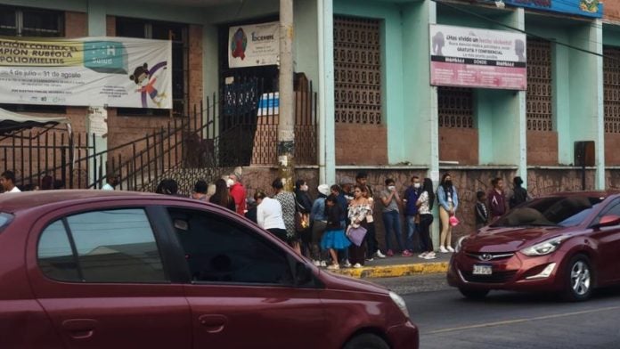 Colectivos de Libre suspenden tomas