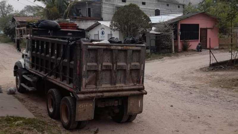 Cadáver de recién nacido en camión