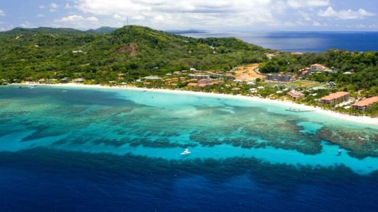 Roatán nominada como mejor isla