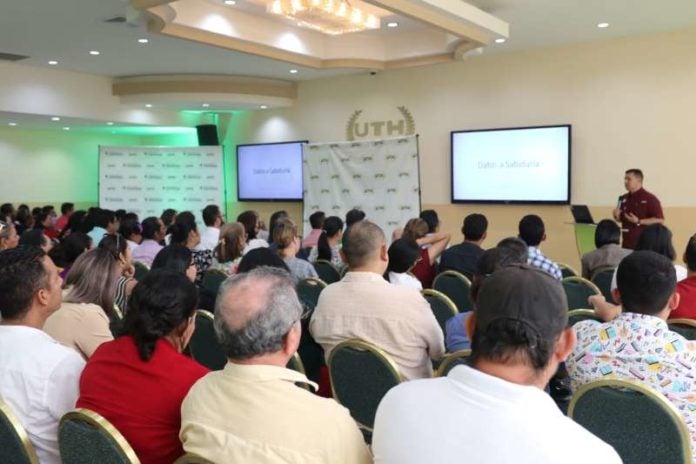 UTH conferencia de inteligencia artificial