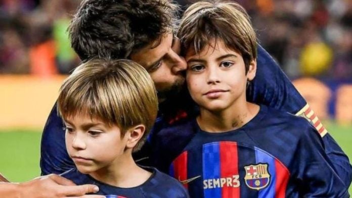 Piqué con sus hijos en Miami