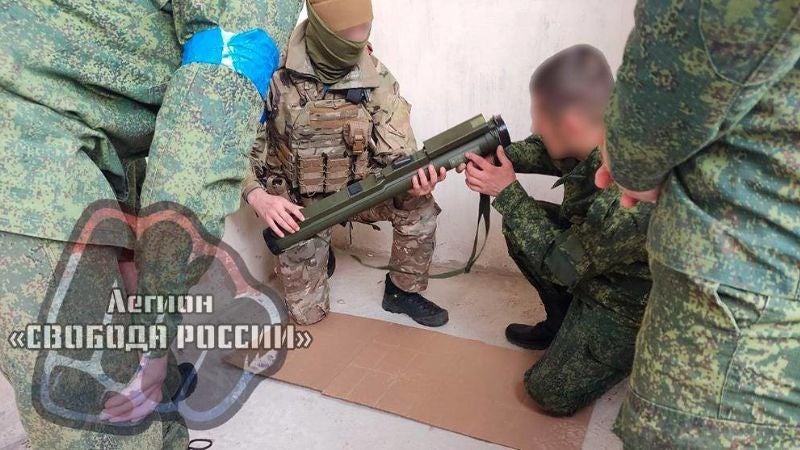 Grupos anti-Putin entran a territorio ruso