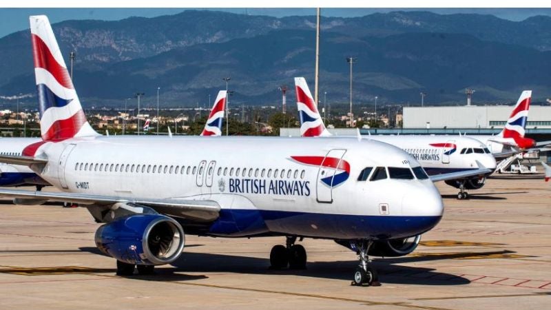 British Airways cancela decenas de vuelos tras un fallo informático