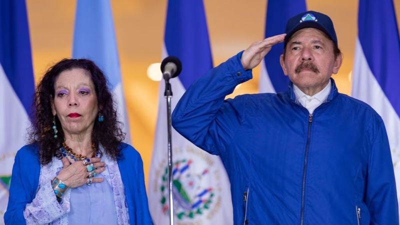 Ortega libera más de mil presos por el día de la madre