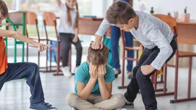 Niño de 7 años fue abusado por otros niños de la misma edad.
