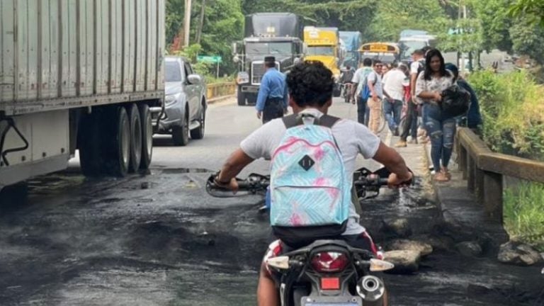 Tras manifestación liberan el paso de carretera en Cuyamel