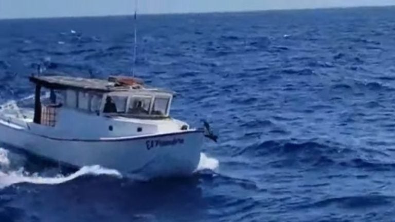 Capitán desaparecido en en Islas de la Bahía