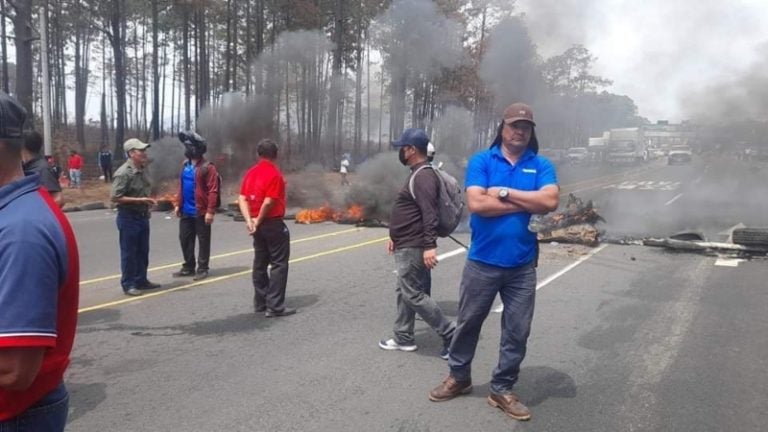 POLICÌAS DEPURADOS