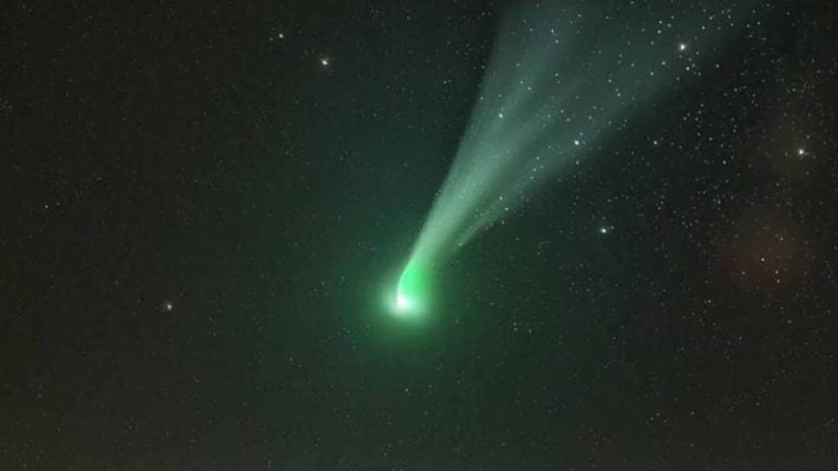 Cámara capta la caída de un meteorito «de luz verde» en Australia