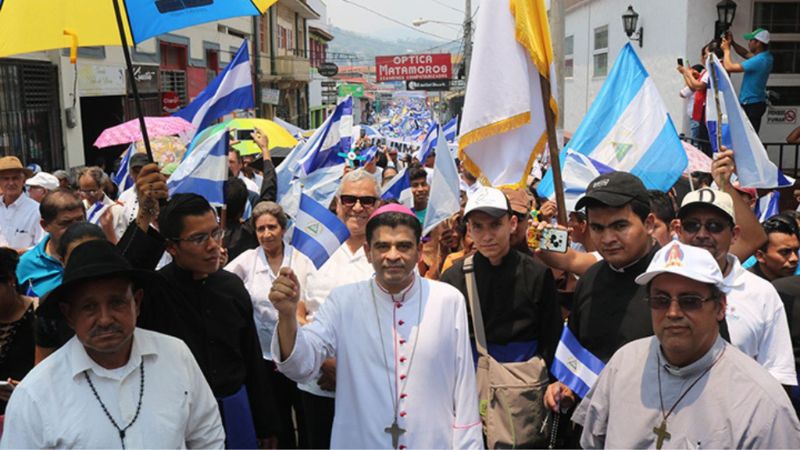Daniel Ortega congela cuentas Iglesia Católica