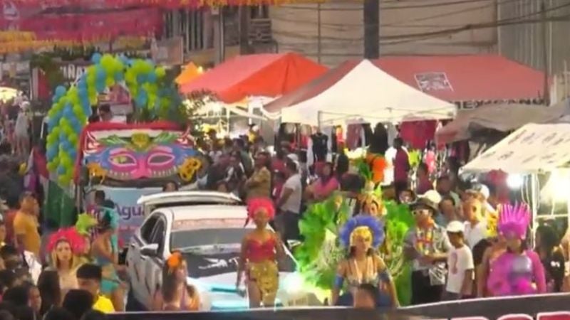 desfile de carrozas en Tocoa
