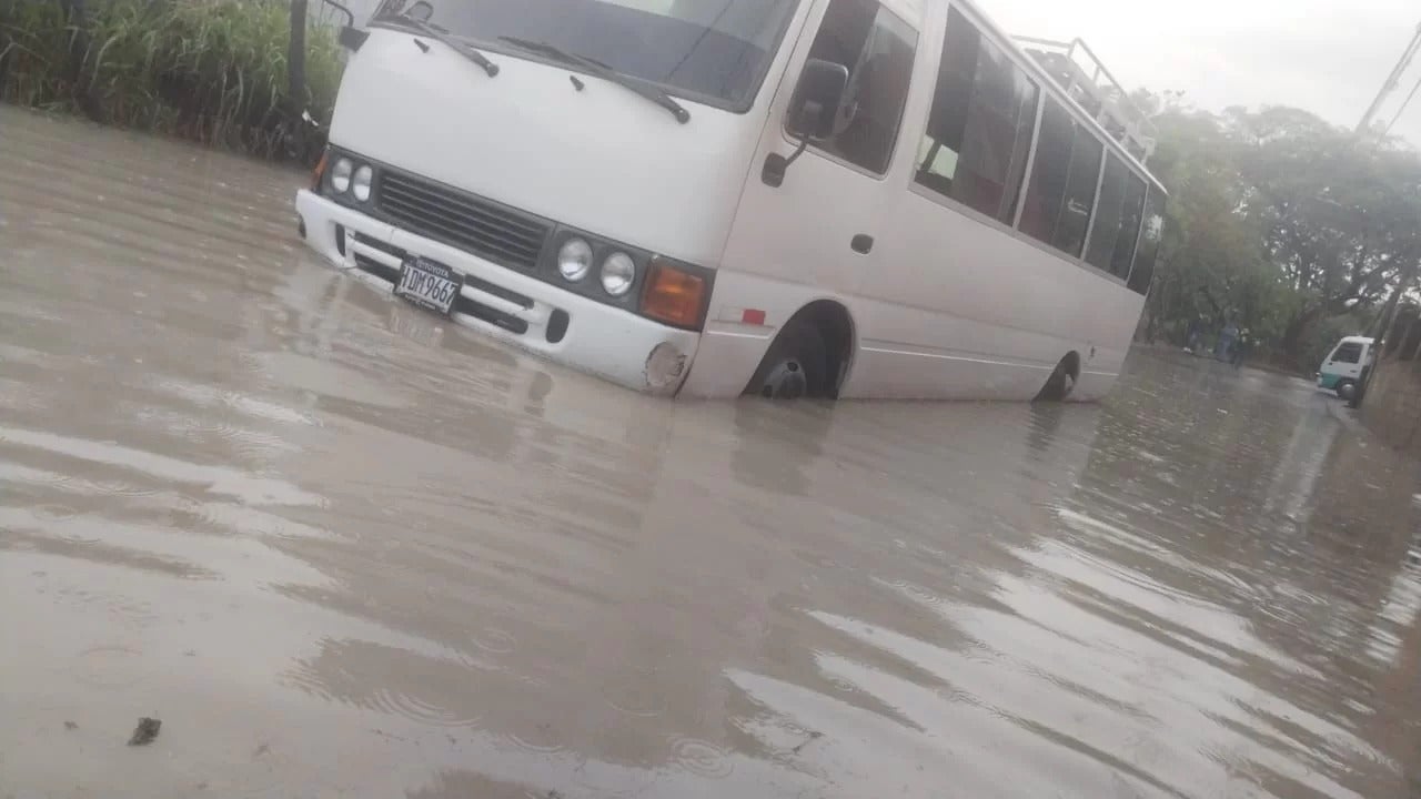 inundaciones dejan lluvias en TGU