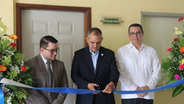 UTH realiza el lanzamiento de su consultorio psicológico en SPS