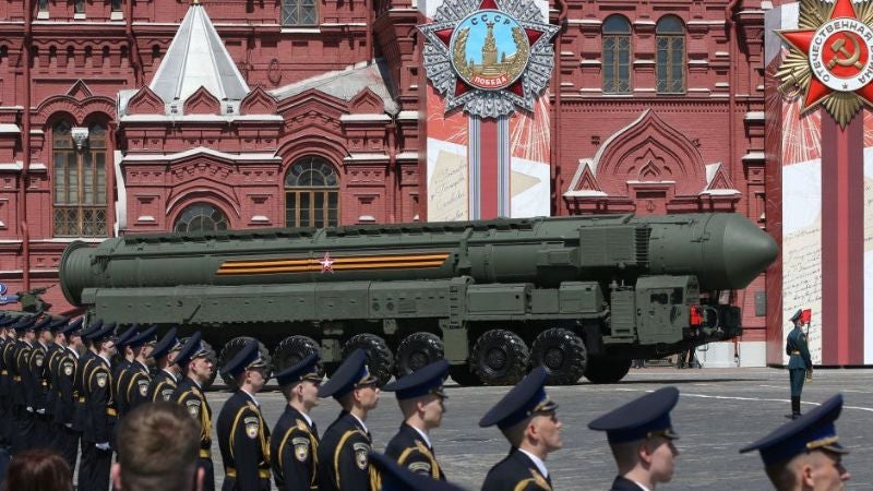 Rusia da un paso más y coloca sus primeras armas nucleares en Bielorrusia