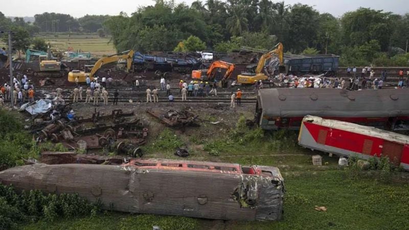 Un fallo de señalización habría provocado la catástrofe ferroviaria en India 