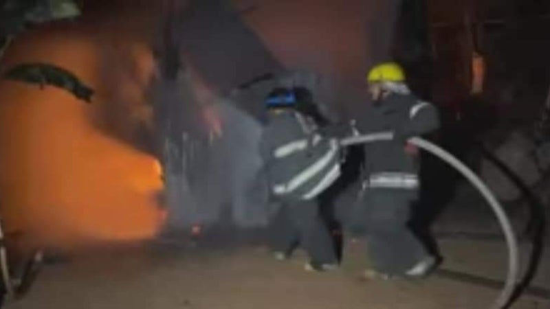 hombre quema su casa en Yojoa