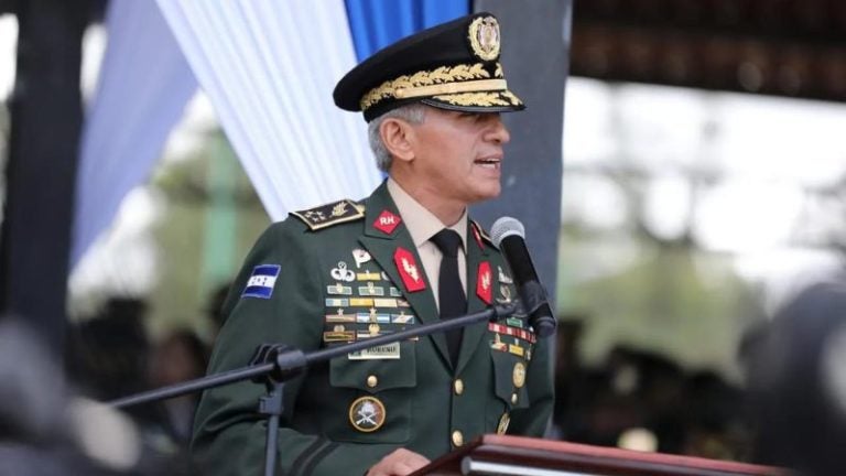 General Fortín: «Las Fuerzas Armadas son del pueblo»