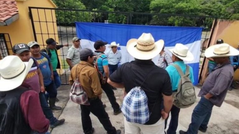 Grupo Chortí se toma el parque arqueológico de Ruinas de Copán