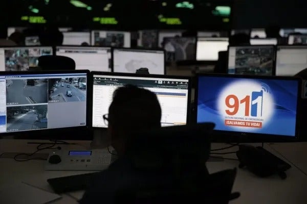personal 911 abandonaron las oficinas