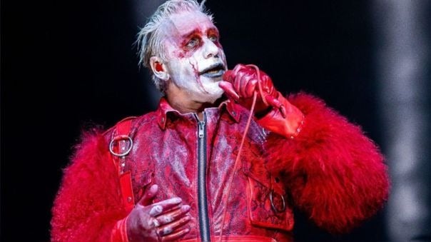 Till Lindemann es un cantante, actor, poeta y escritor alemán, y es el líder de la banda Rammstein.