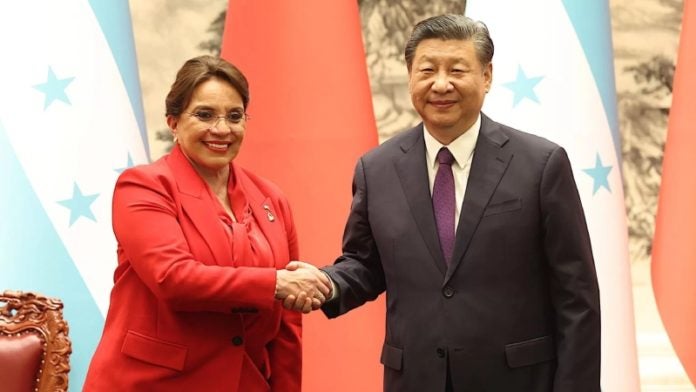 XIOMARA CASTRO CHINA