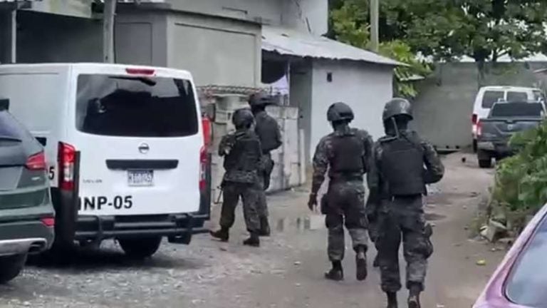 Militares en cárceles de Atlántida