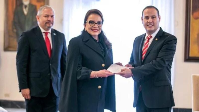 Cancelan a embajador de Nicaragua en Honduras
