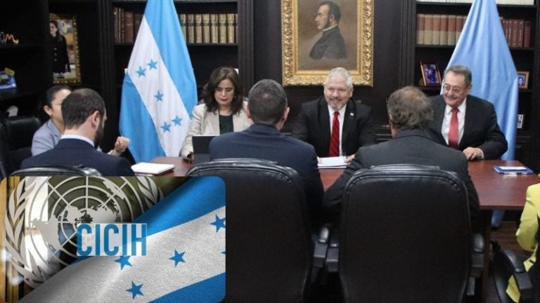 Concluye primera reunión entre el Gobierno y misión de expertos para instalar la CICIH