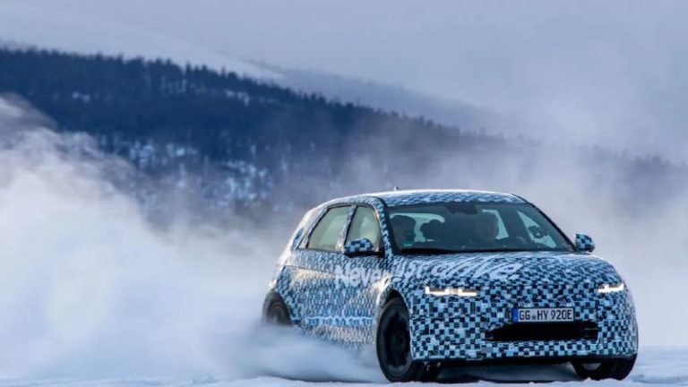 Hyundai pone a prueba el Ioniq 5 N en el hielo del Ártico