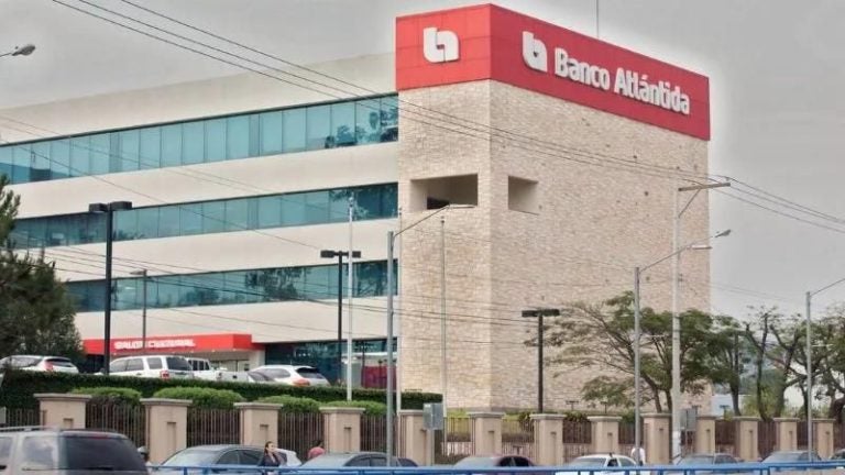 Demanda colectiva a Banco Atlántida