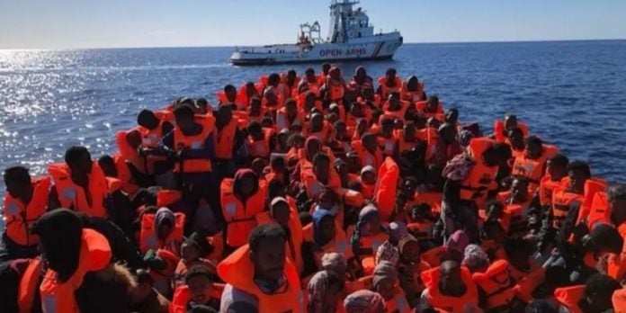 INMIGRANTES MEDITERRANEO