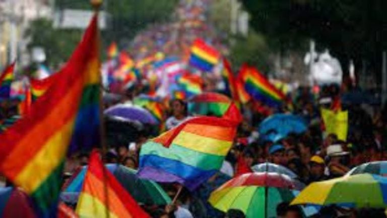 Rusia estricciones comunidad LGBTQ+