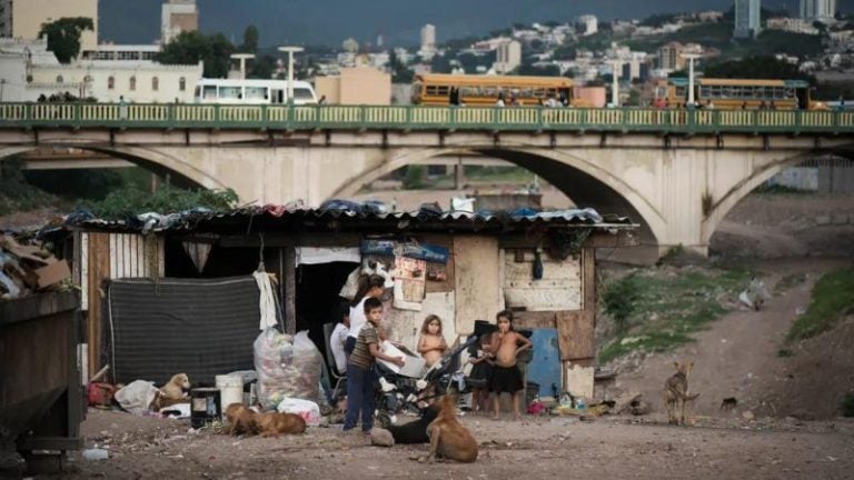 Medidas tardías incrementan pobreza