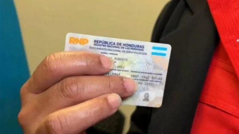 Entregan 10 mil DNI a Cancillería para distribuir en el extranjero