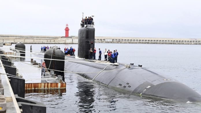 El USS Annapolis arribó días después de la visita de otro submarino de iguales características. 