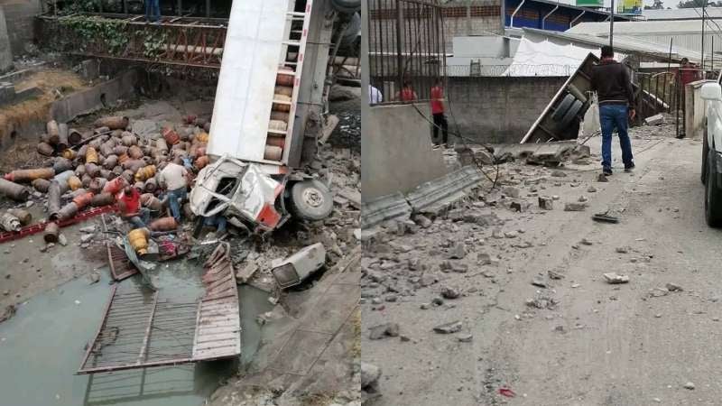 Camión que cayó de puente en Copán