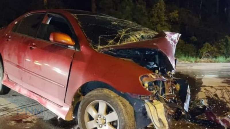 Auto en que se movilizaba el hondureño fallecido.