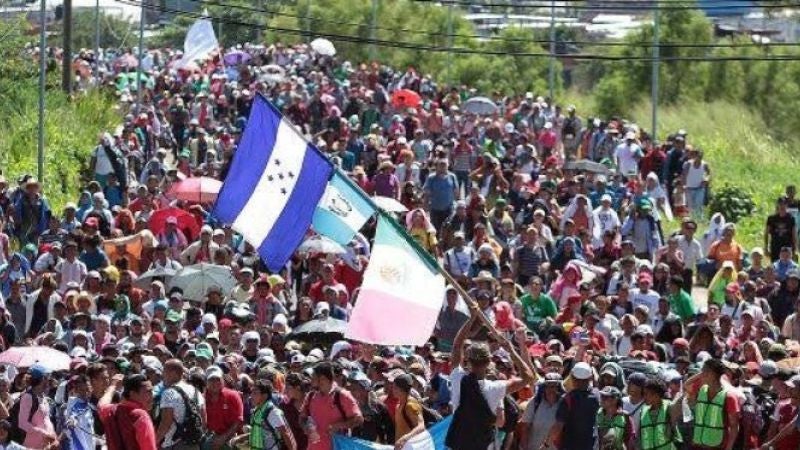 Advierten salida de nueva caravana migrante desde Honduras