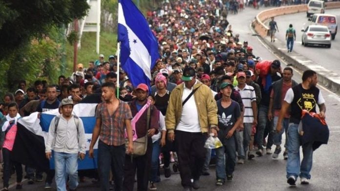 Advierten salida de nueva caravana migrante desde Honduras