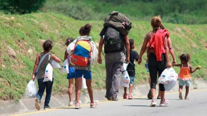 Incrementan las familias venezolanas permanecen varadas en Danlí