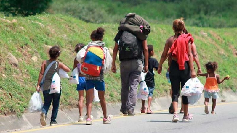 Incrementan las familias venezolanas permanecen varadas en Danlí