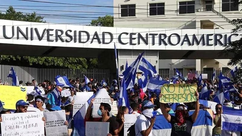 Daniel Ortega ordena cierre universidad