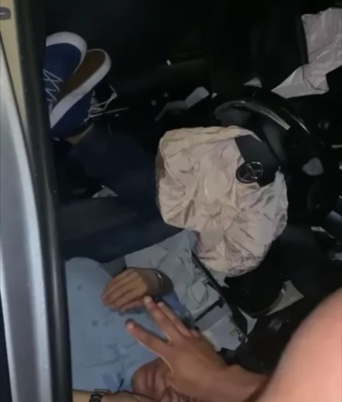 carro túnel UNAH