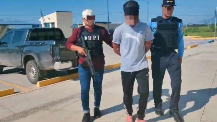 Captura hombre por divulgar vídeo sexual