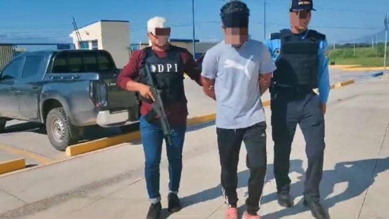 Captura hombre por divulgar vídeo sexual