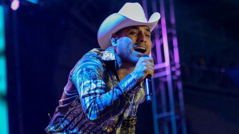 cancelan concierto de Espinoza Paz