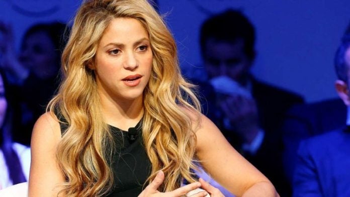 Fiscalía acusa a Shakira