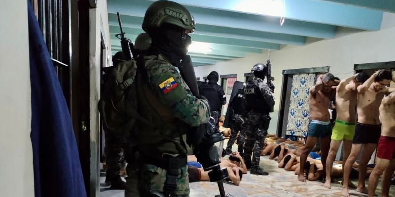 FF. AA intervienen Penitenciaría de Guayaquil