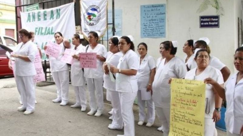 Enfermeras anuncian asambleas informativas