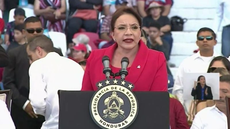 Xiomara Castro promete combate corrupción 